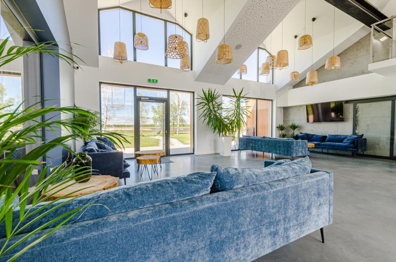 Kite Marina Sarbsk Hotel Екстериор снимка